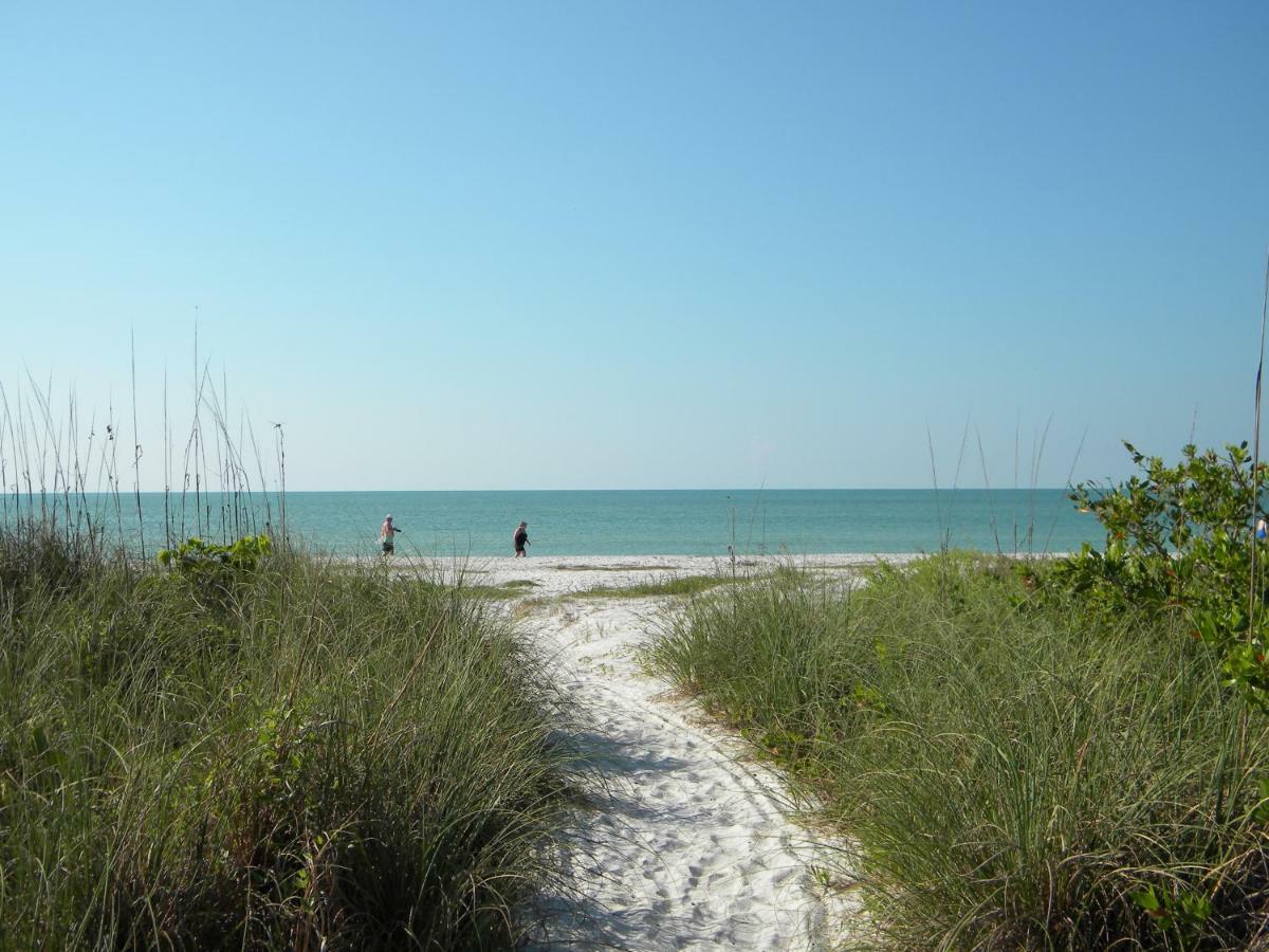 Gulf Breeze Cottages Sanibel Esterno foto